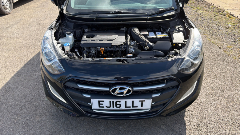 Hyundai i30 1.6 CRDi Blue Drive SE 5dr Diesel Hatchback